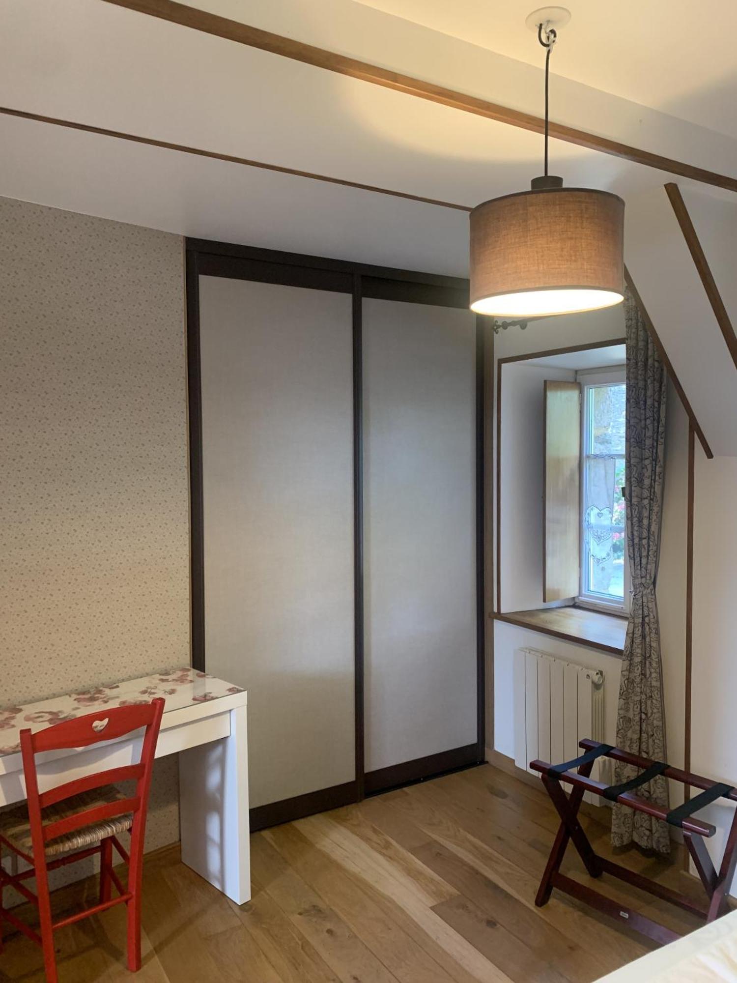 Le Clos Des Tilleuls: D-Day Suites with Private Spa Experiences La Vendelee Exterior photo